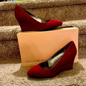 Bandolino Maroon Suede Wedge Heels Size 6. New with Box!
